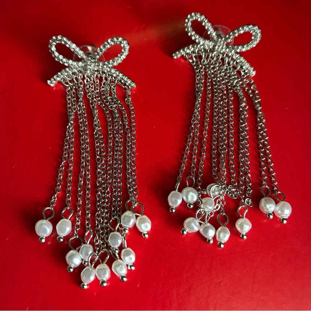 nOir Earrings,nOir Silver and Pearl Dangle Earrings - Picture 5 of 5
